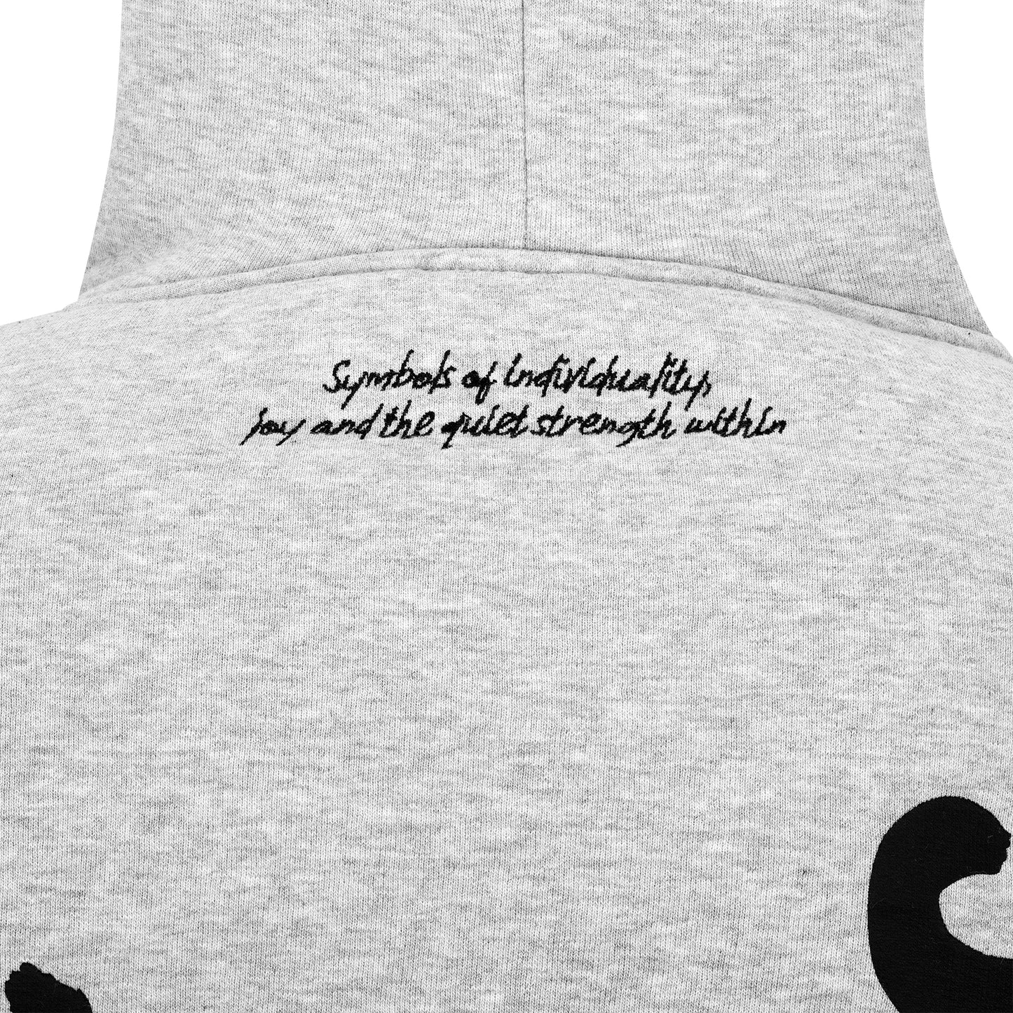 Der Statement Hoodie