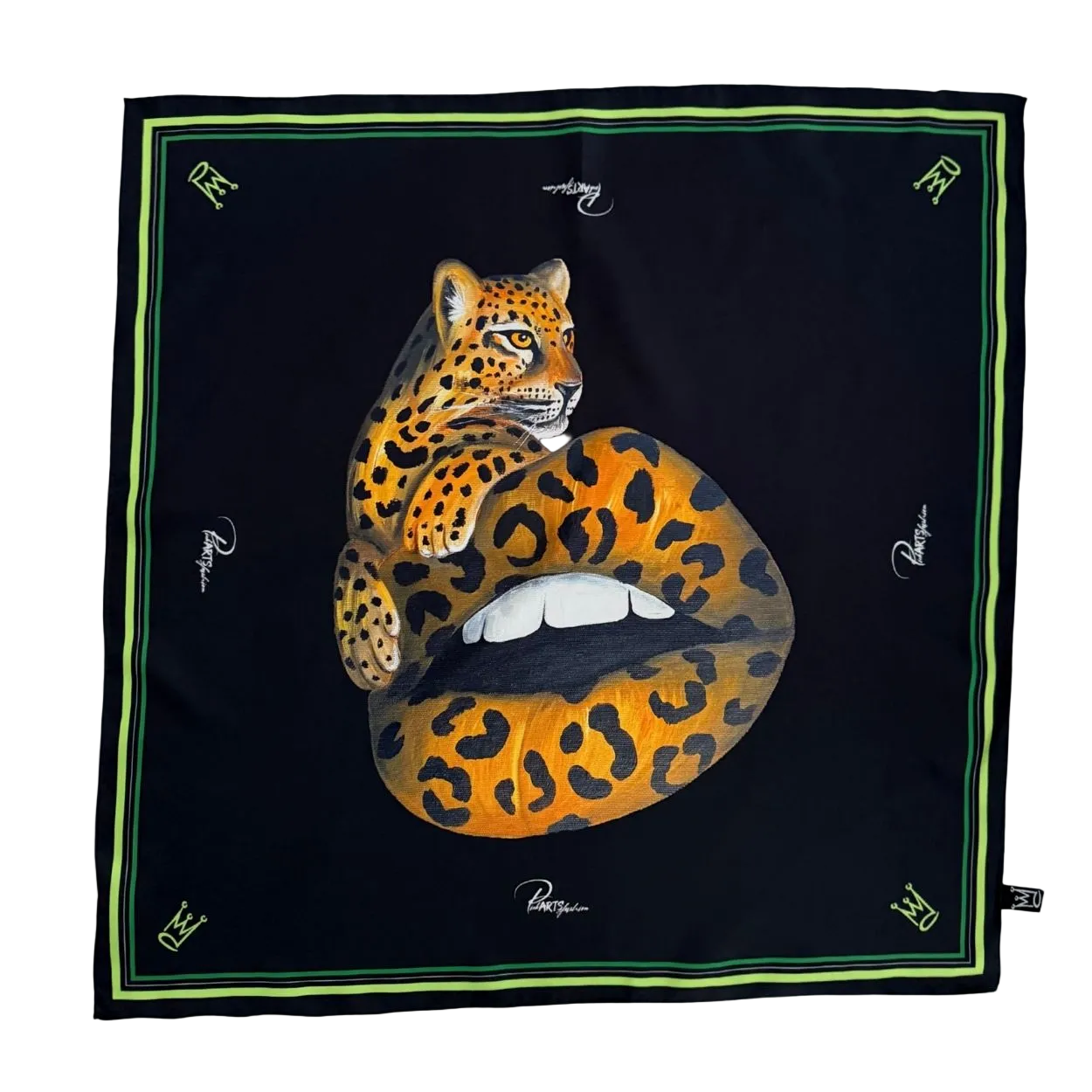 Leo Print Seidenschal 65x65 cm aus 100% Maulbeerseide - PickARTSfashion