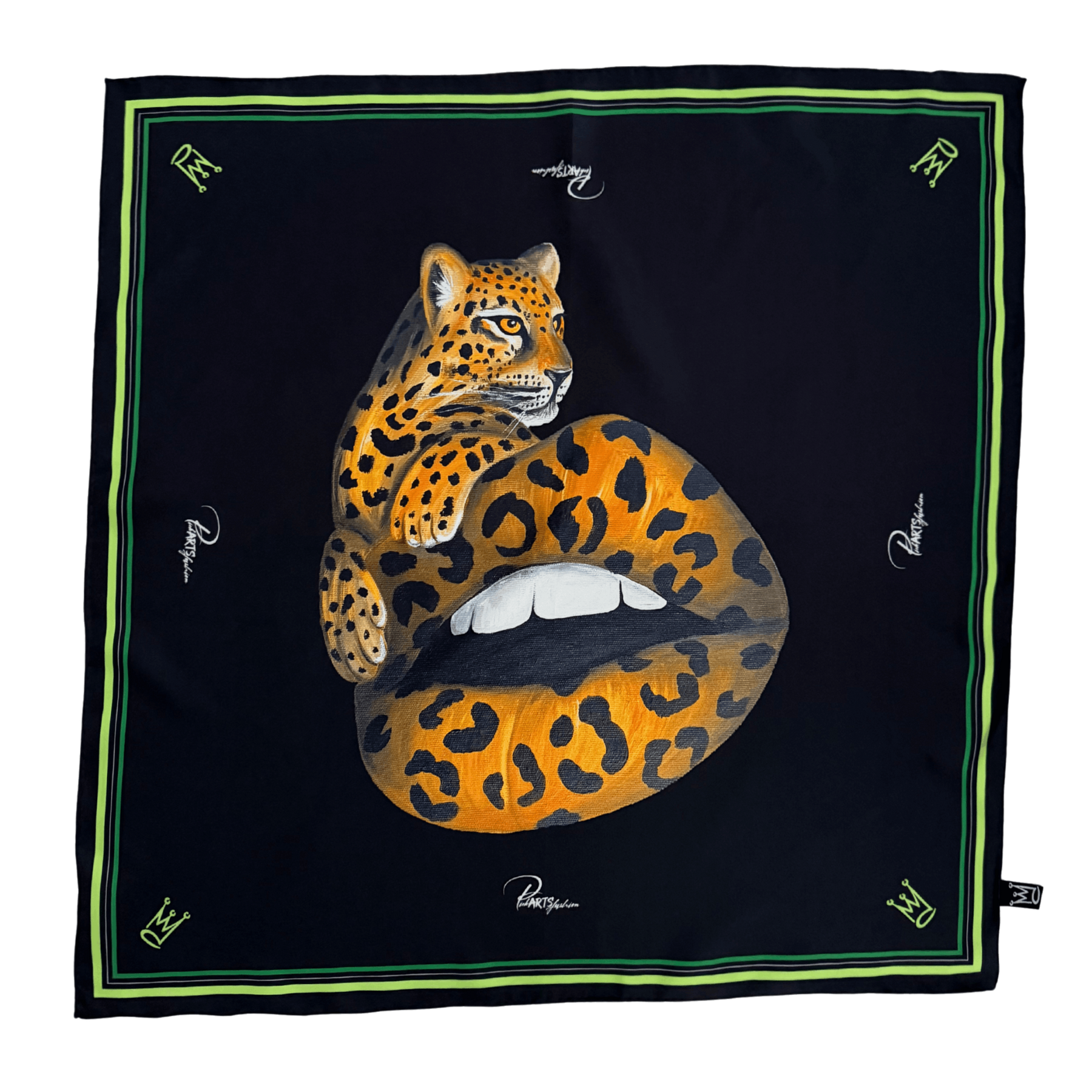 Seidenschal 88x88 cm aus 100% Maulbeerseide - Leo Print / PickARTSfashion